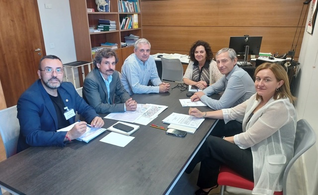 Reunin con responsables de la Conselleria de Sanidad por el nuevo centro de salud