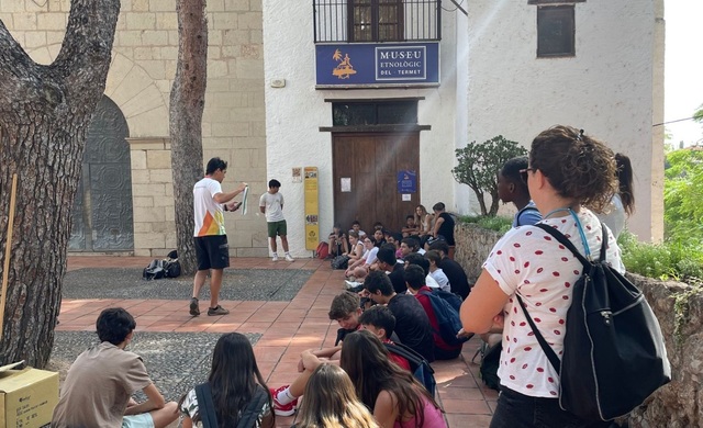 Escolars gaudeixen d'activitats en el Millars aquest estiu