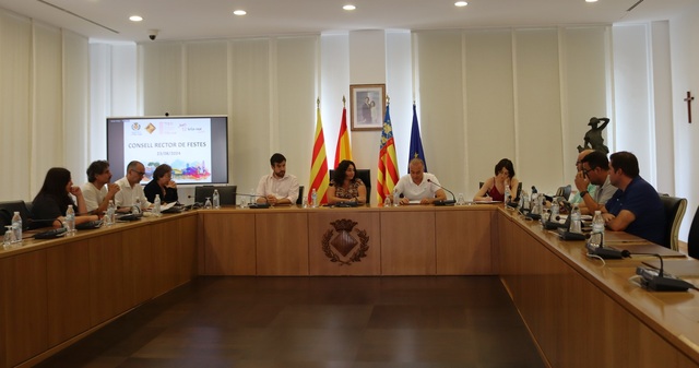 El Consell Rector de Festes s'ha reunit per aprovar el programa de festes de la Mare de Du de Grcia