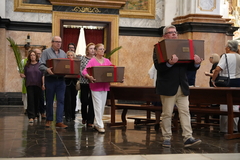 El bisbe presideix la missa d'acci de grcies pel trasllat a l'esglsia Arxiprestal de les restes de sacerdots morts en la Guerra Civil