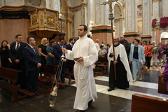 El bisbe presideix la missa d'acci de grcies pel trasllat a l'esglsia Arxiprestal de les restes de sacerdots morts en la Guerra Civil_1
