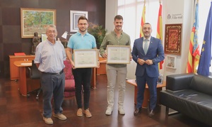 El alcalde recibe a los investigadores Jaime Gonzlez y Pablo Serna, colaboradores de la Ctedra de Innovacin Cermica_1