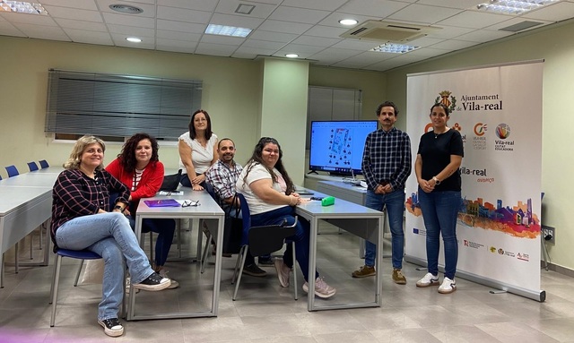  Curs d'iniciaci a la llengua de signes que imparteix Apesovil
