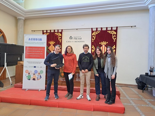 Vila-real afavoreix la integraci de persones amb diversitat funcional amb una marat d'entrevistes de la m d'Acudim
