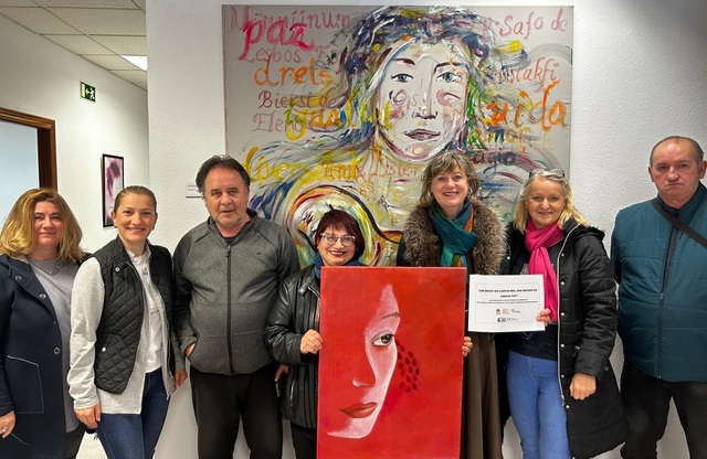 Visita de la Fundaci Manantial a la Casa de la Dona