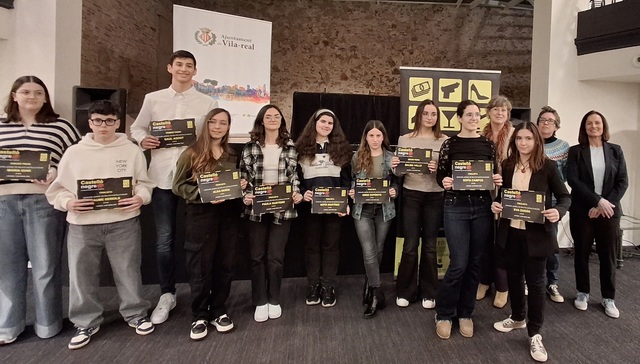 Els finalistes del concurs juvenil de relats Castell Negre.