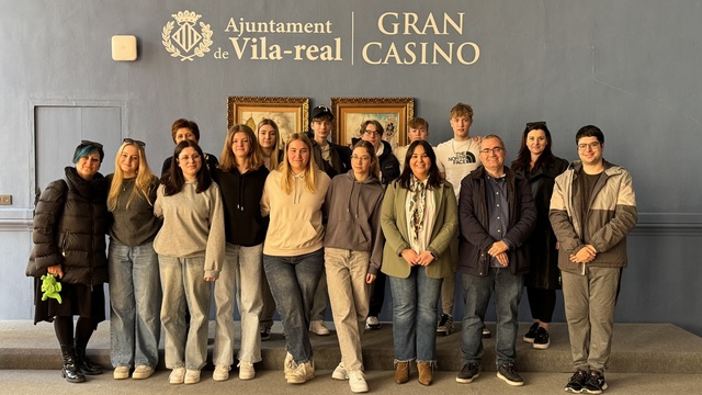 El grupo de estudiantes eslovenos en el Gran Casino.
