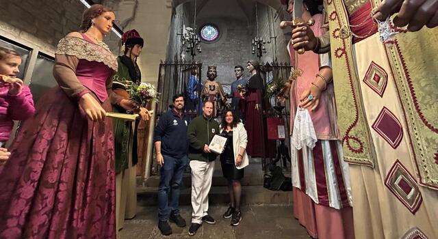 Los gigantes de Vila-real participan en un encuentro en Barcelona