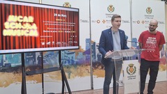 Lpez y Bonillo en la rueda de prensa.