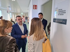 El alcalde y la conselleria visitan el Palacio de Justicia de Vila-real_3