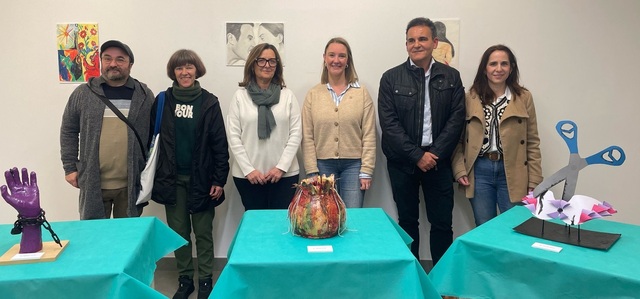 Imagen de la inauguraci�n de los trabajos que han concurrido al certamen.