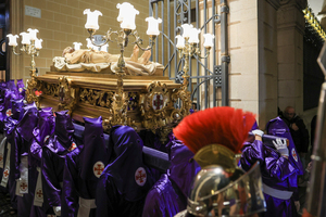 La process del Sant Soterrament ha omplert els carrers d'emoci.