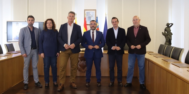 Visita i reuni amb el conseller Vicente Martnez Mus