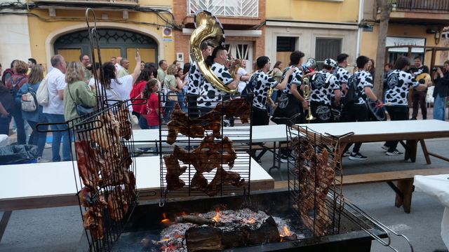 M�sica de xaranga per a ambientar la Nit de la Xulla.