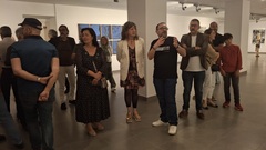 Desenes de persones han assistit a la inauguraci�.