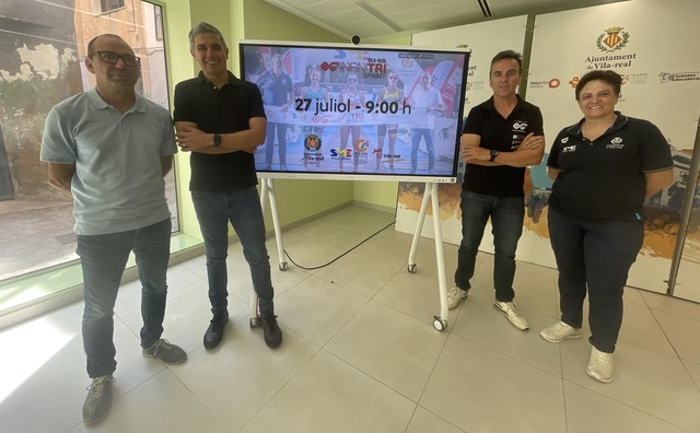 Madrigal, Garca, Fernndez i Salvador en la presentaci