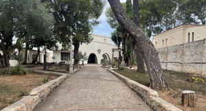Zona exterior de la Casa Museu.
