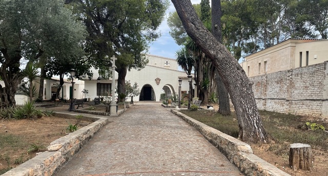 Zona exterior de la Casa Museu.