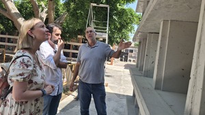 La vicealcaldesa ha visitado la construccin de los columbarios.