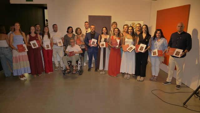 El Convent, Espai d'Art acoge dos exposiciones, en el interior y en el exterior.