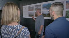 El Mur de l'art visual acoge el trabajo de los socios de la Agrupaci� fotogr�fica Sarthou Carreres.