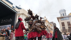 Las bestias realizaron un pasacalle.