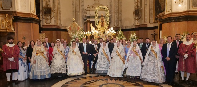 La misa y la procesi�n en la Arciprestal han protagonizado la jornada.