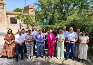 Foto de la firma del Pacto de la Llum de Tol.