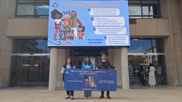 Mar�n con las representantes de AVAF.