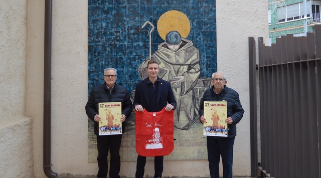 L�pez amb representants de la Fundaci� de Sant Pasqual.