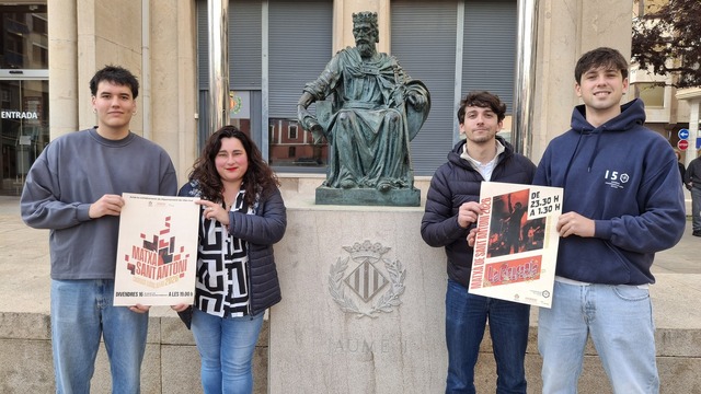 Miriam Caravaca i Manu Flores amb altres integrants de Els Llu�sos.