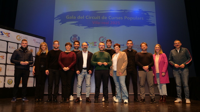 Foto con los t�cnicos del SME.