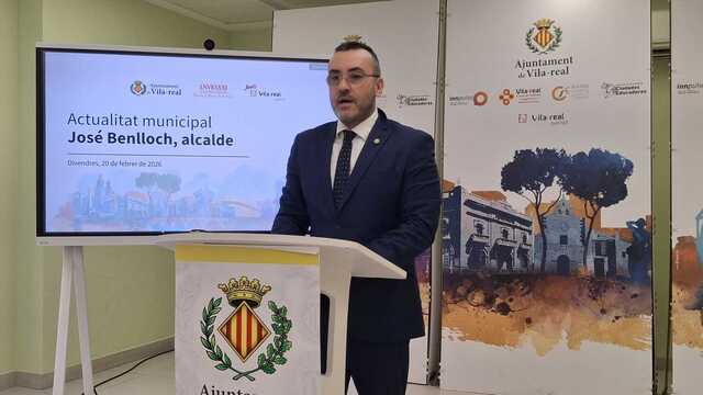 L'alcalde Jos� Benlloch en la roda de premsa